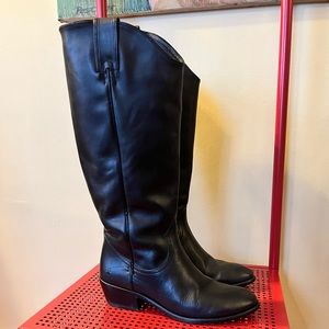 Size 8 Wide Calf Black Frye Carson Pull On